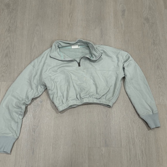 NIA cropped sweater. quarter zip - Picture 1 of 2
